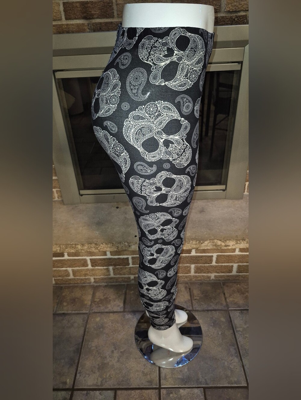 Just Cozy Womens Leggings XS/S Skull Print
